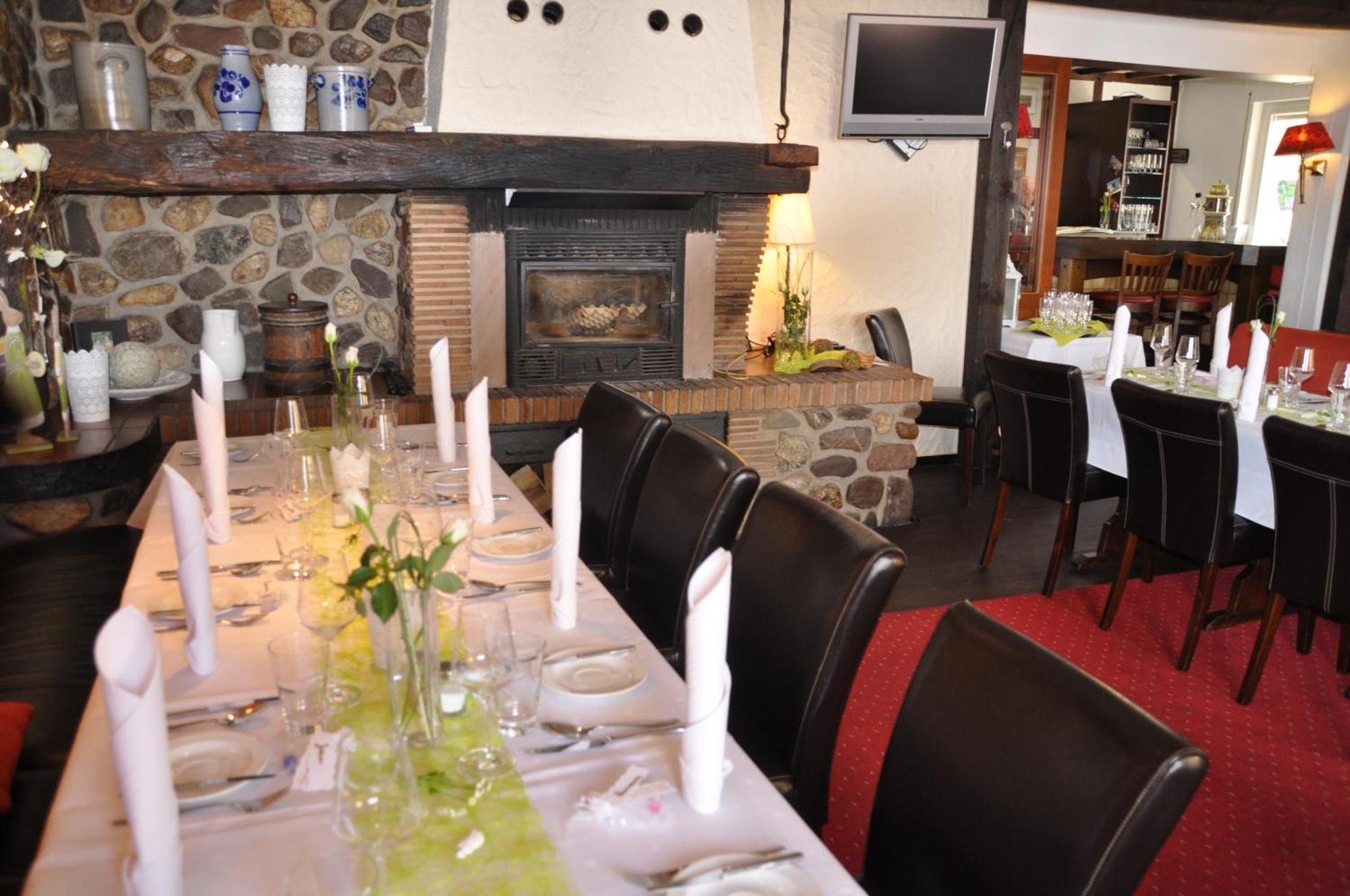 Gasthaus Zur Rebe Mehring  Esterno foto