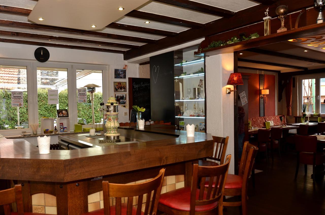 Gasthaus Zur Rebe Mehring  Esterno foto