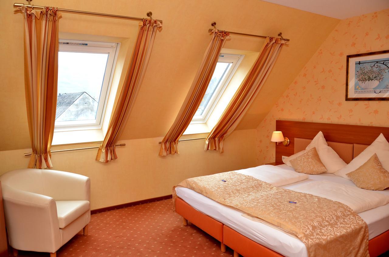 Gasthaus Zur Rebe Mehring  Esterno foto